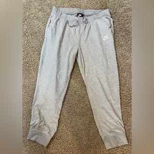 Nike Gray Tapered Jogger Sweatpants